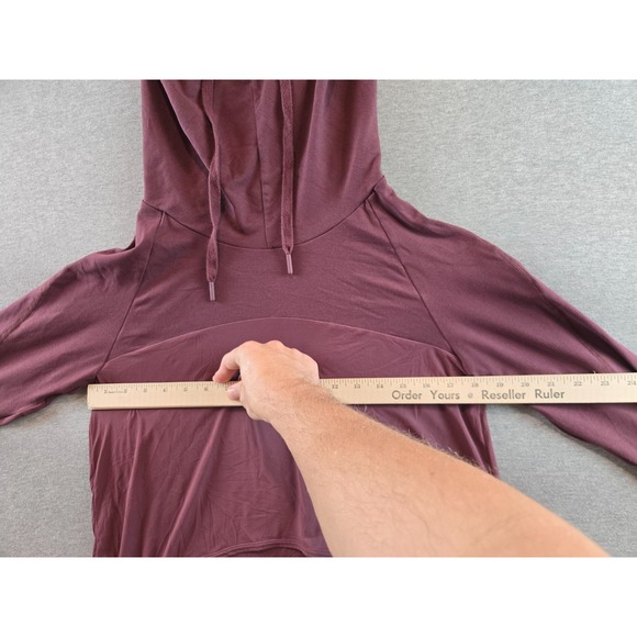 Gymshark Aura Hoodie Womens XS Berry Red Pullover Funnel‎ Neck Oversized Crop - Picture 7 of 8